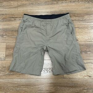 THE NORTH FACE Men’s Shorts in Excellent Condition Size Large